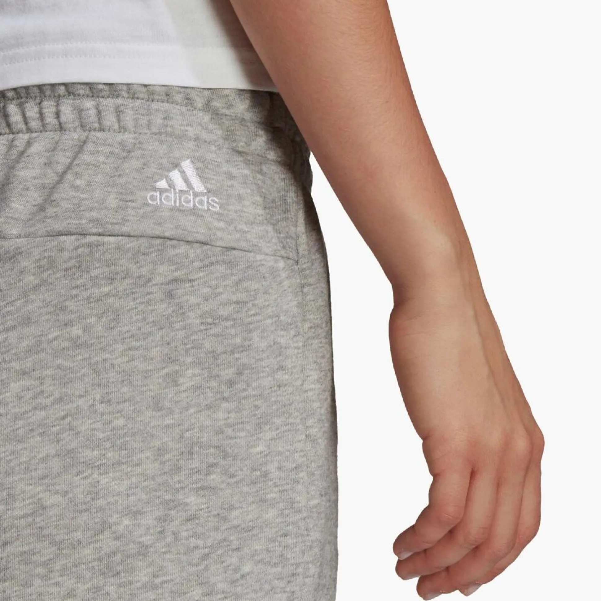 adidas Linear