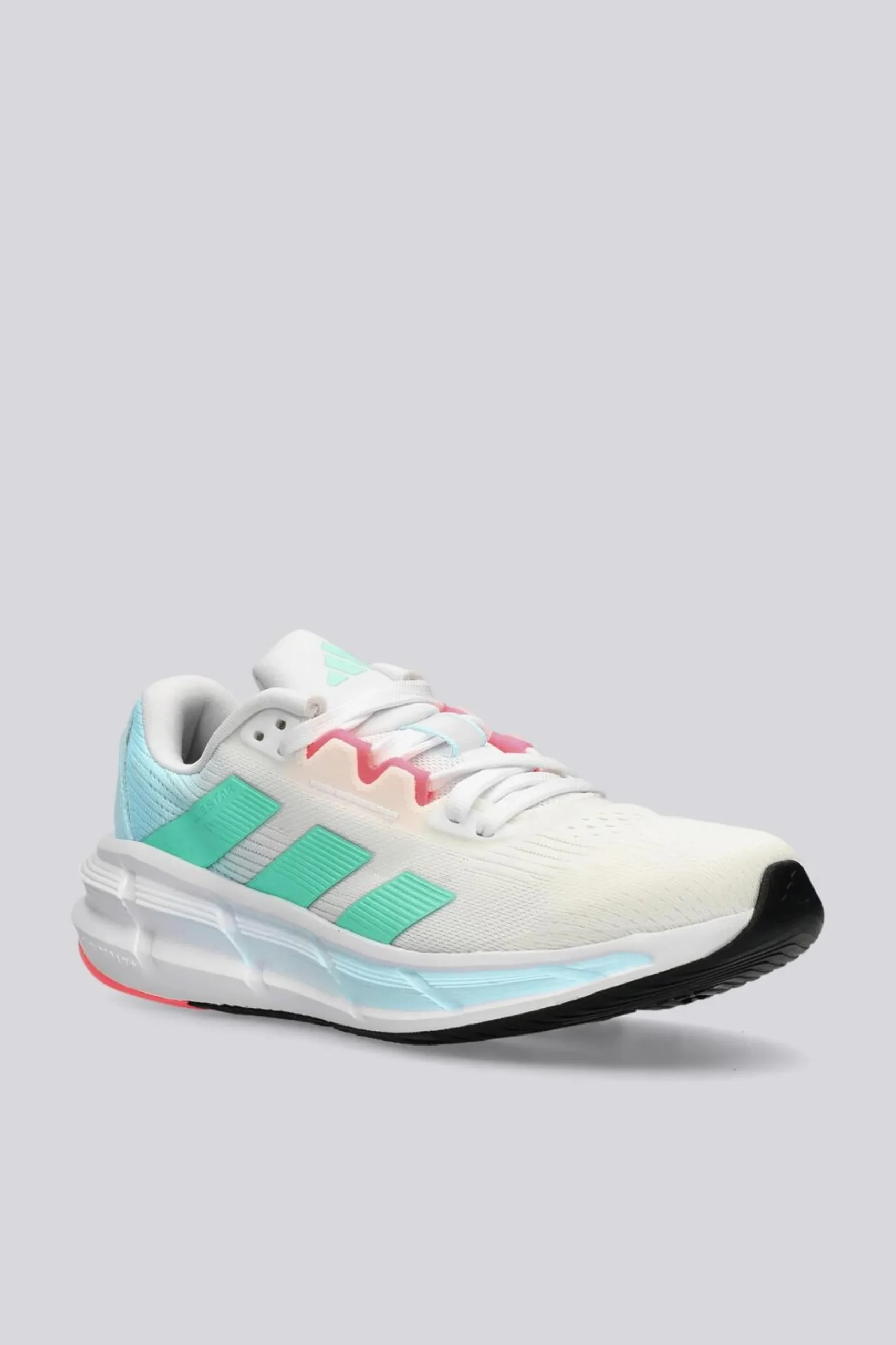 adidas Questar 3
