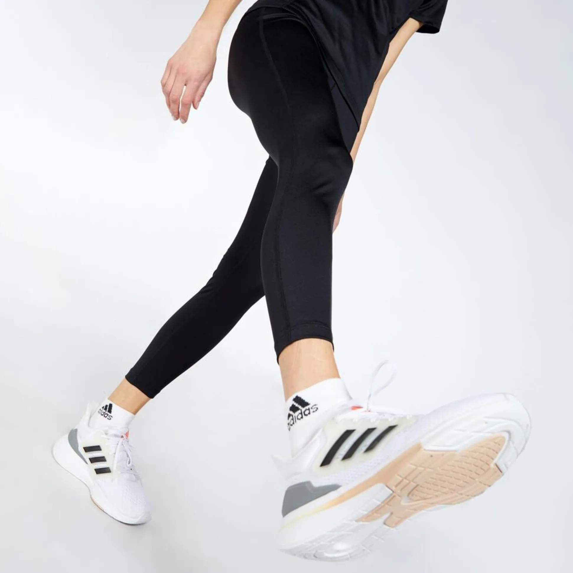 ASICS Katakana