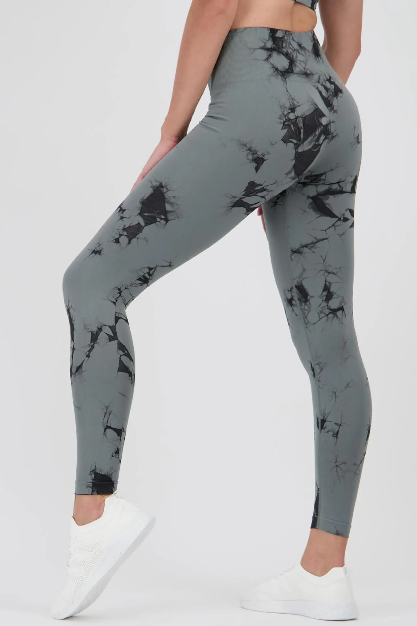 Athlecia Theresa