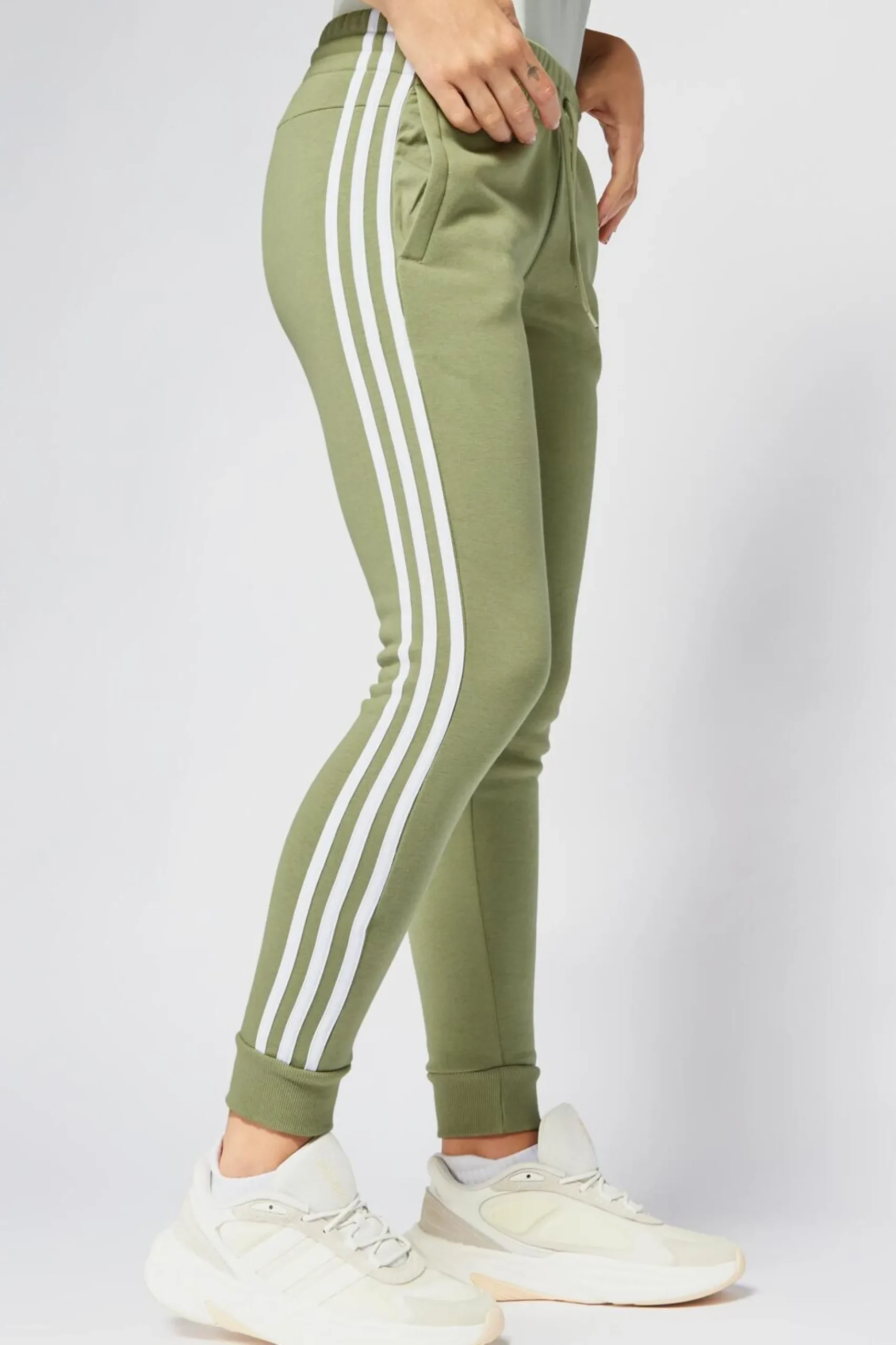 Calças adidas