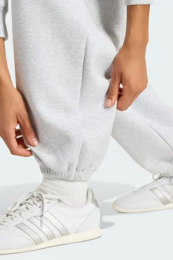 Calças Largas Soft Lux adidas