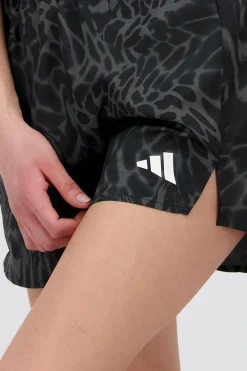 Calções adidas