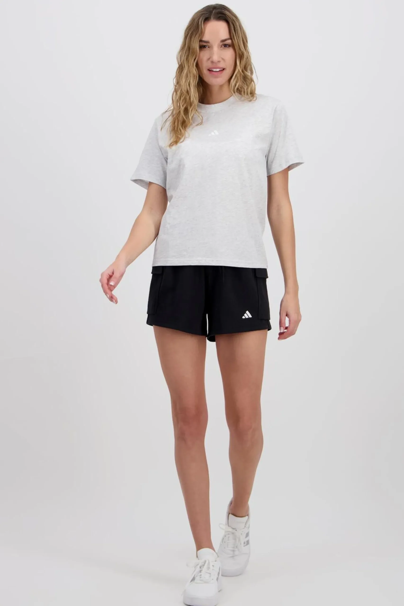 Calções adidas