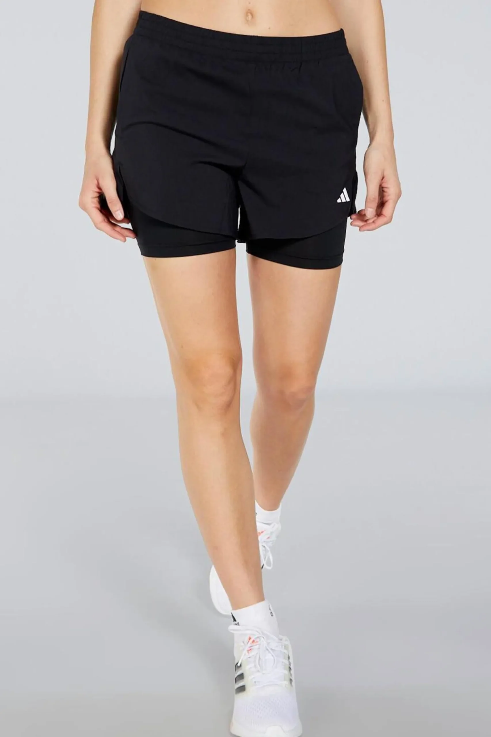 Calções adidas