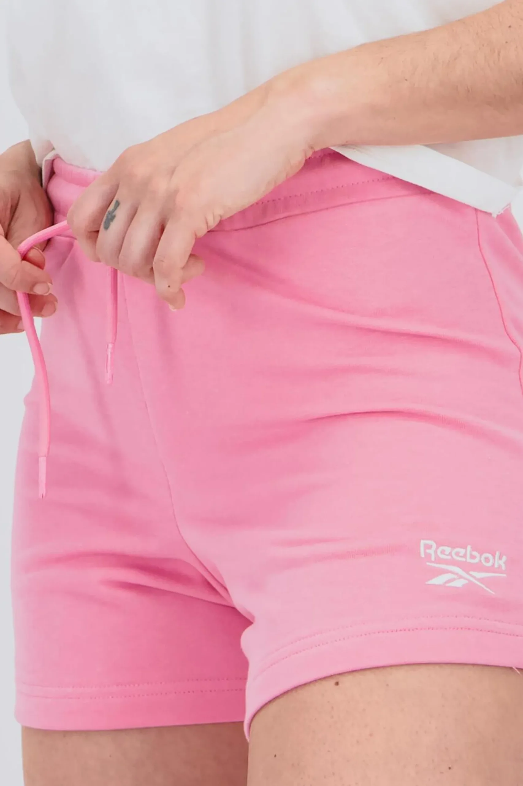 Calções Reebok