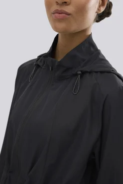 Casaco Desportivo Ysabel Mora Corta-vento. Sport-compressive