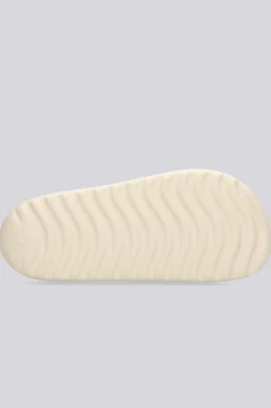 Chinelos Adilette Lumia