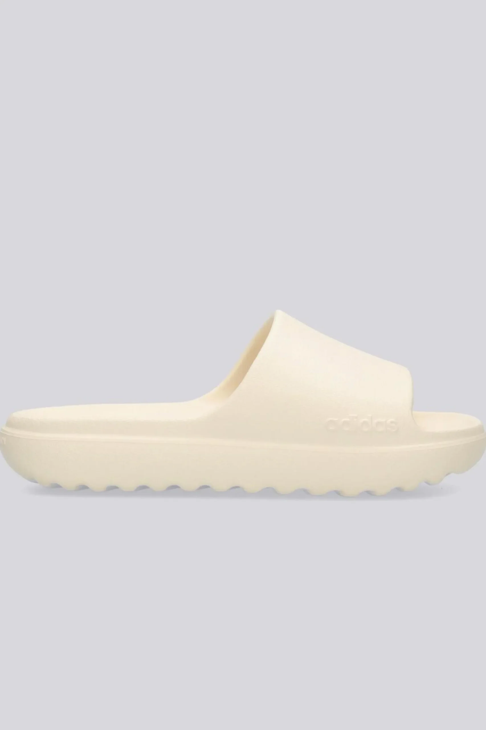 Chinelos Adilette Lumia