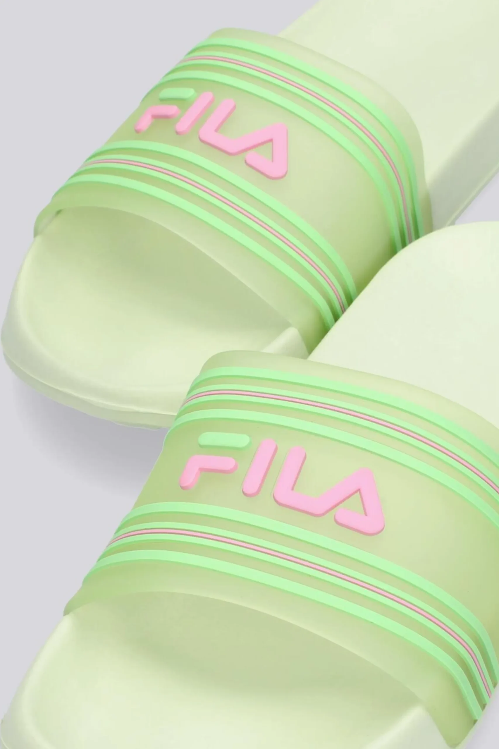 Fila Snug
