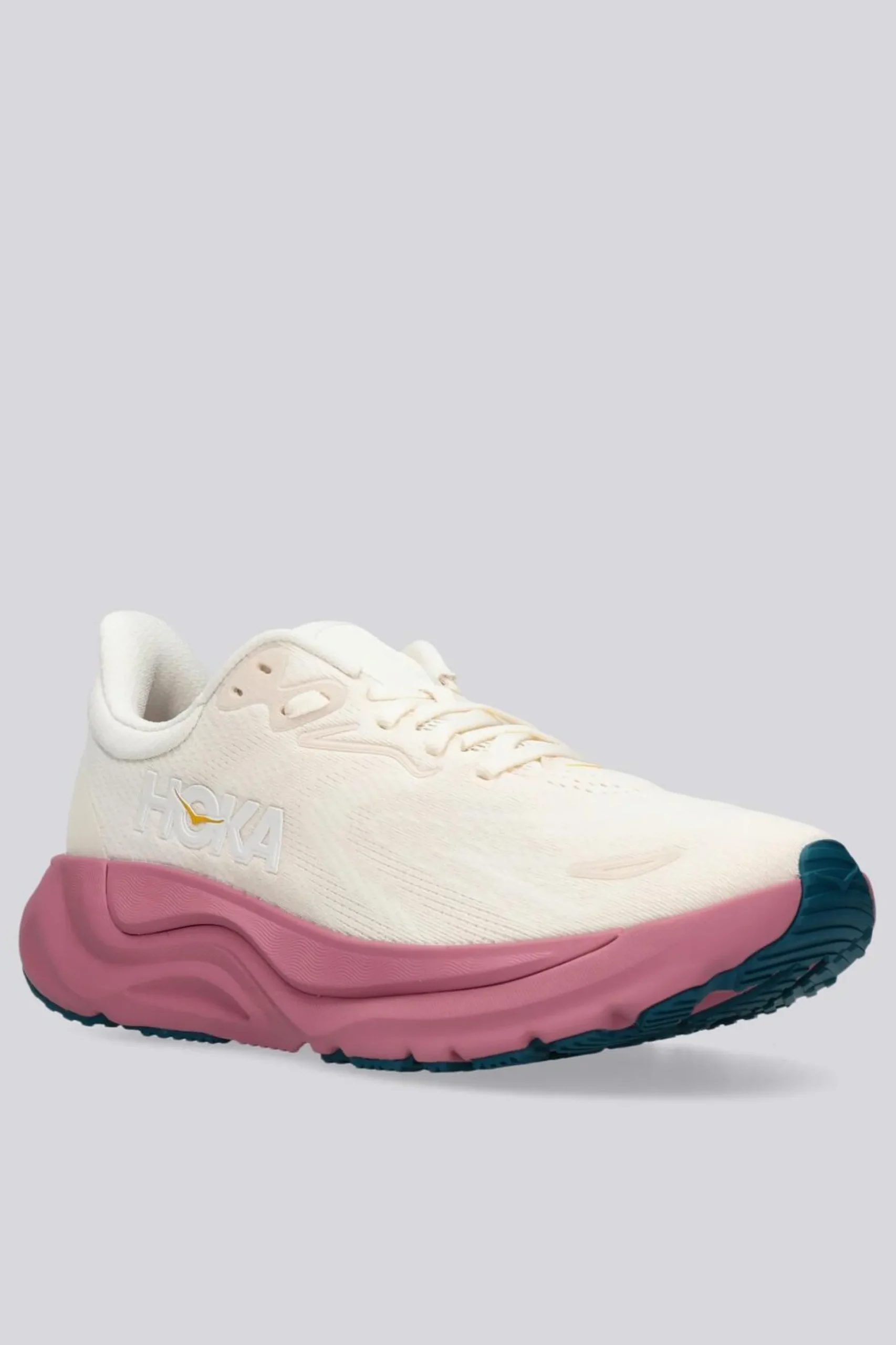 Hoka Arahi 8