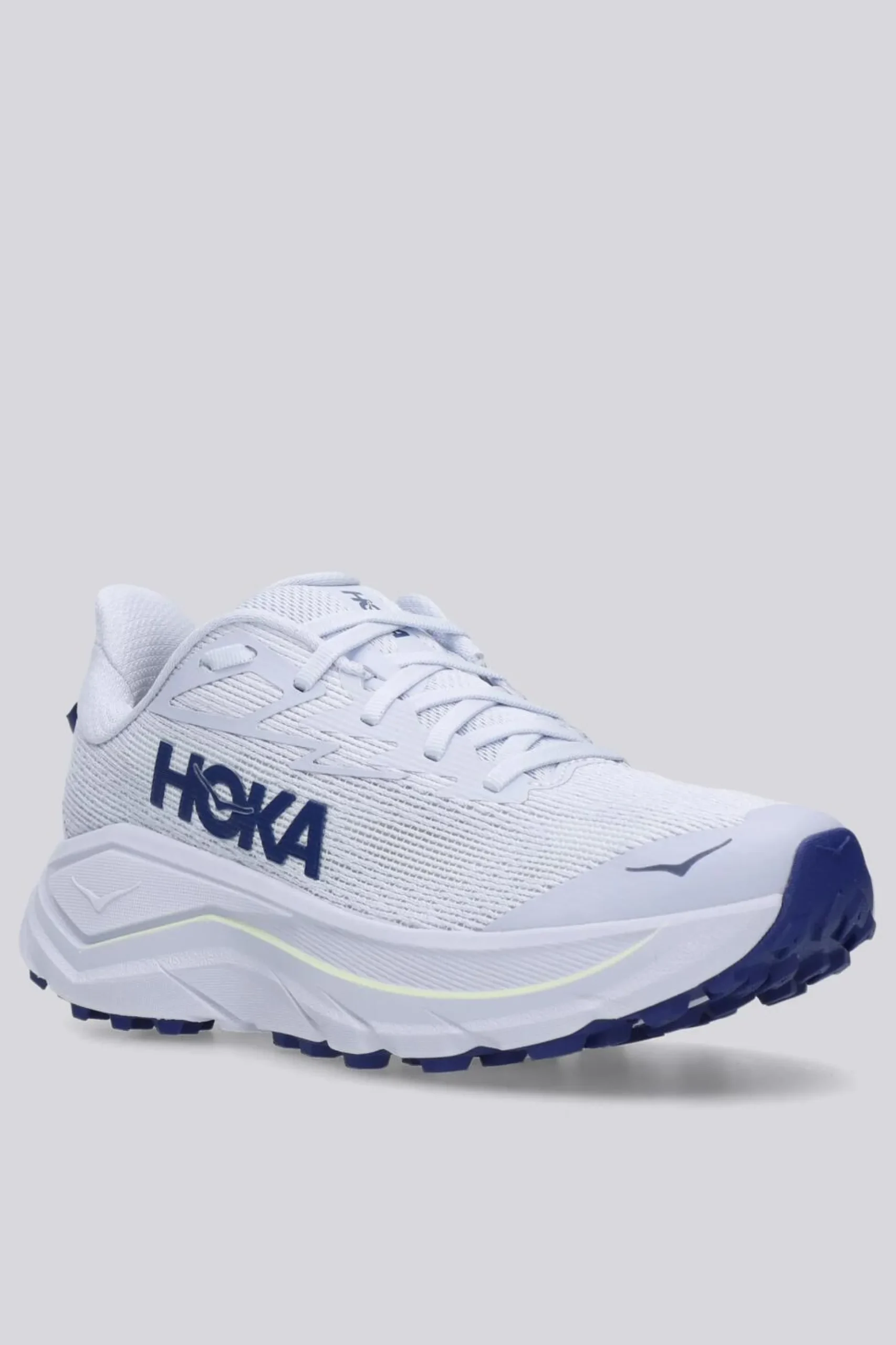 Hoka Challenger 8