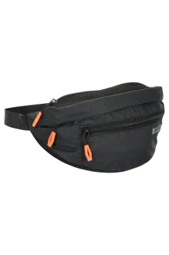 Mountain Warehouse Mission