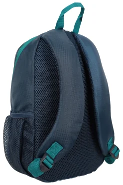 Mountain Warehouse Trek