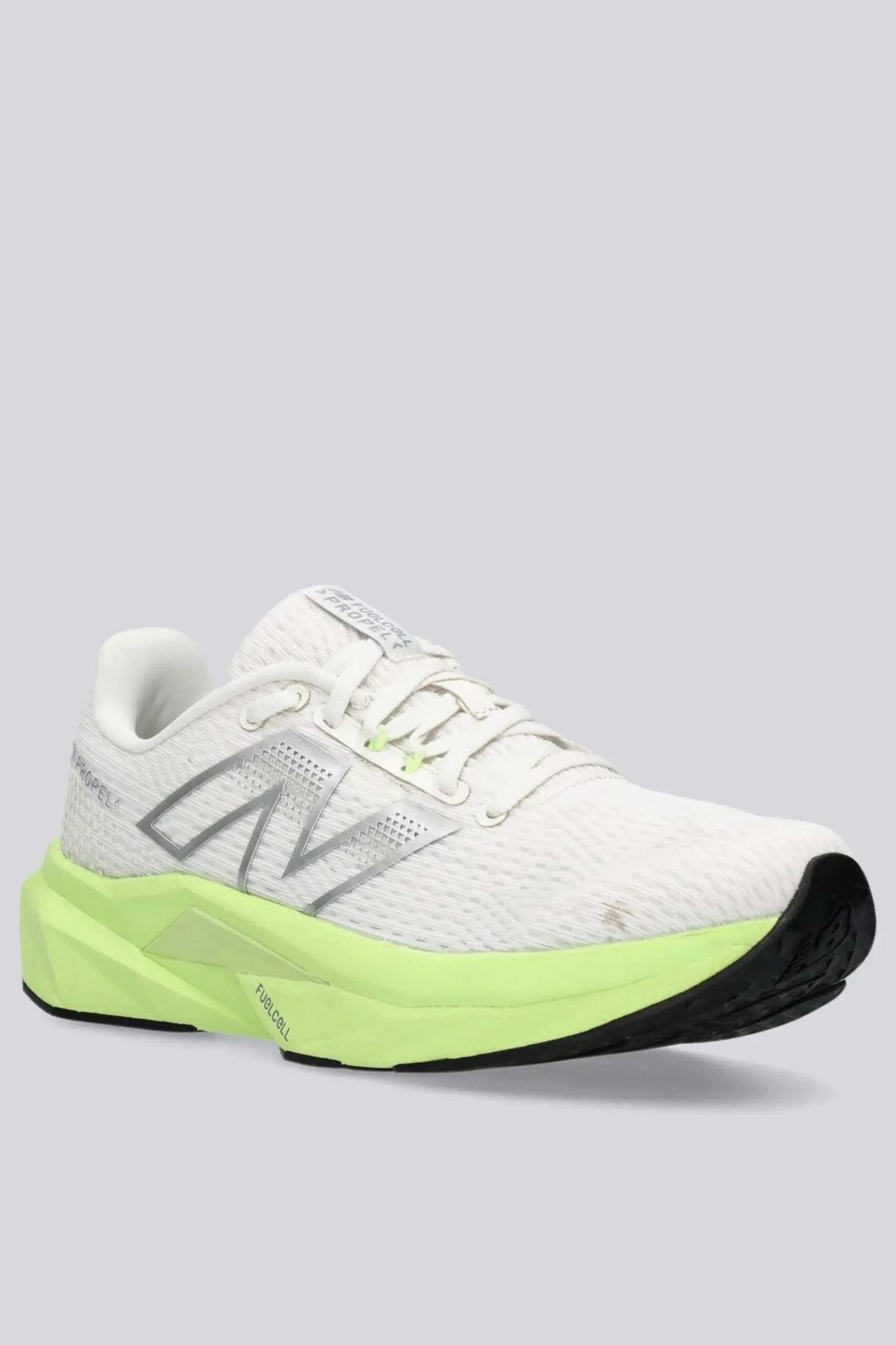 New Balance Propel