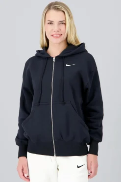 Nike Club