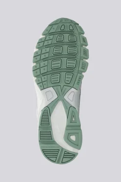 Nike Initiator