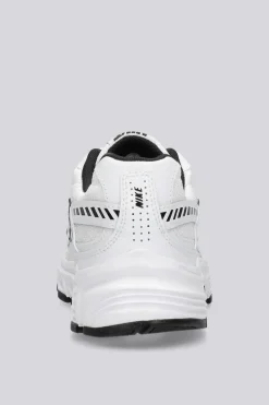 Nike Initiator