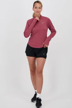 Nike Performance