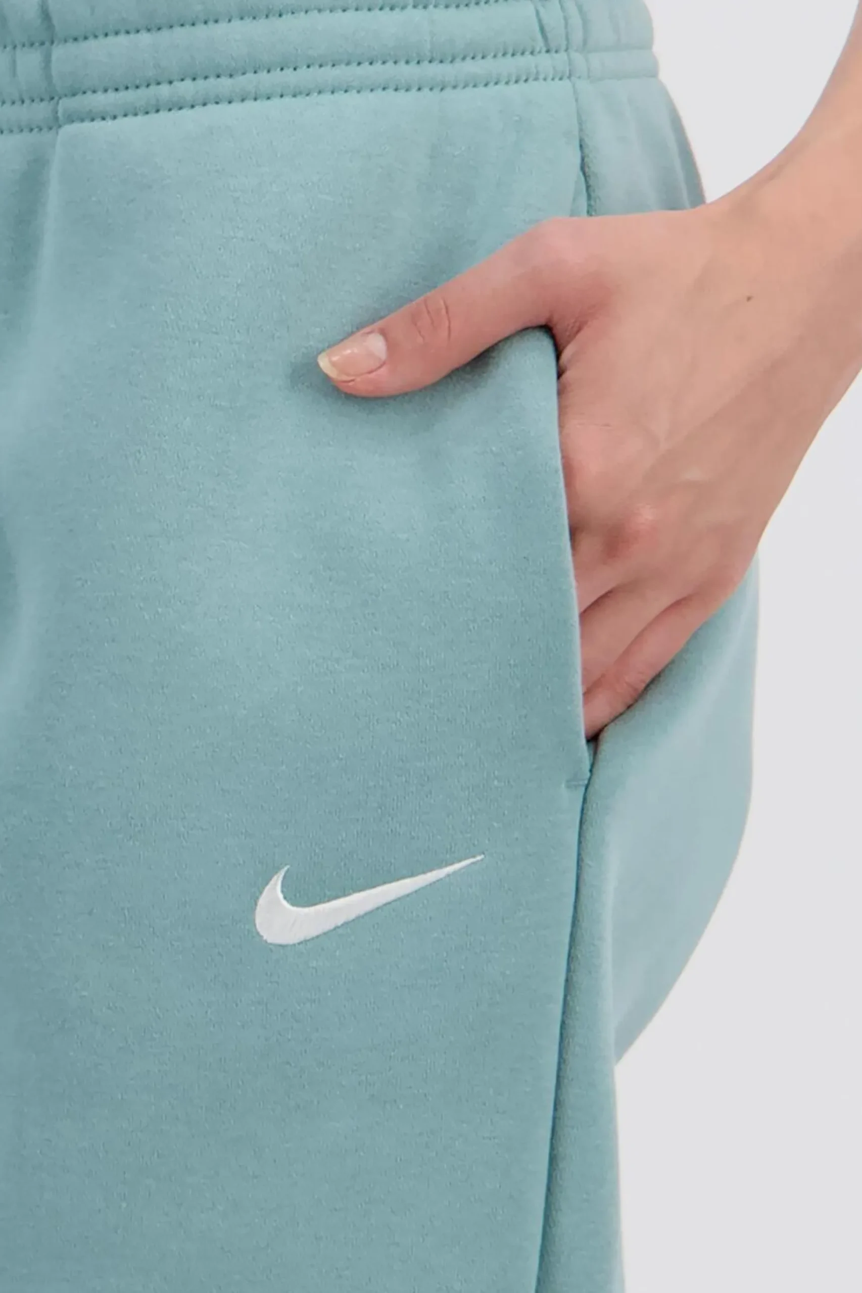 Nike Phoenix