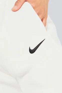 Nike Phoenix