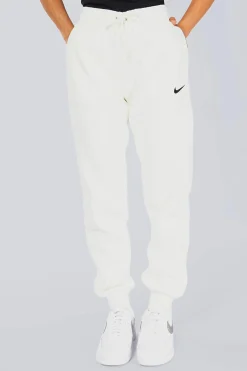 Nike Phoenix
