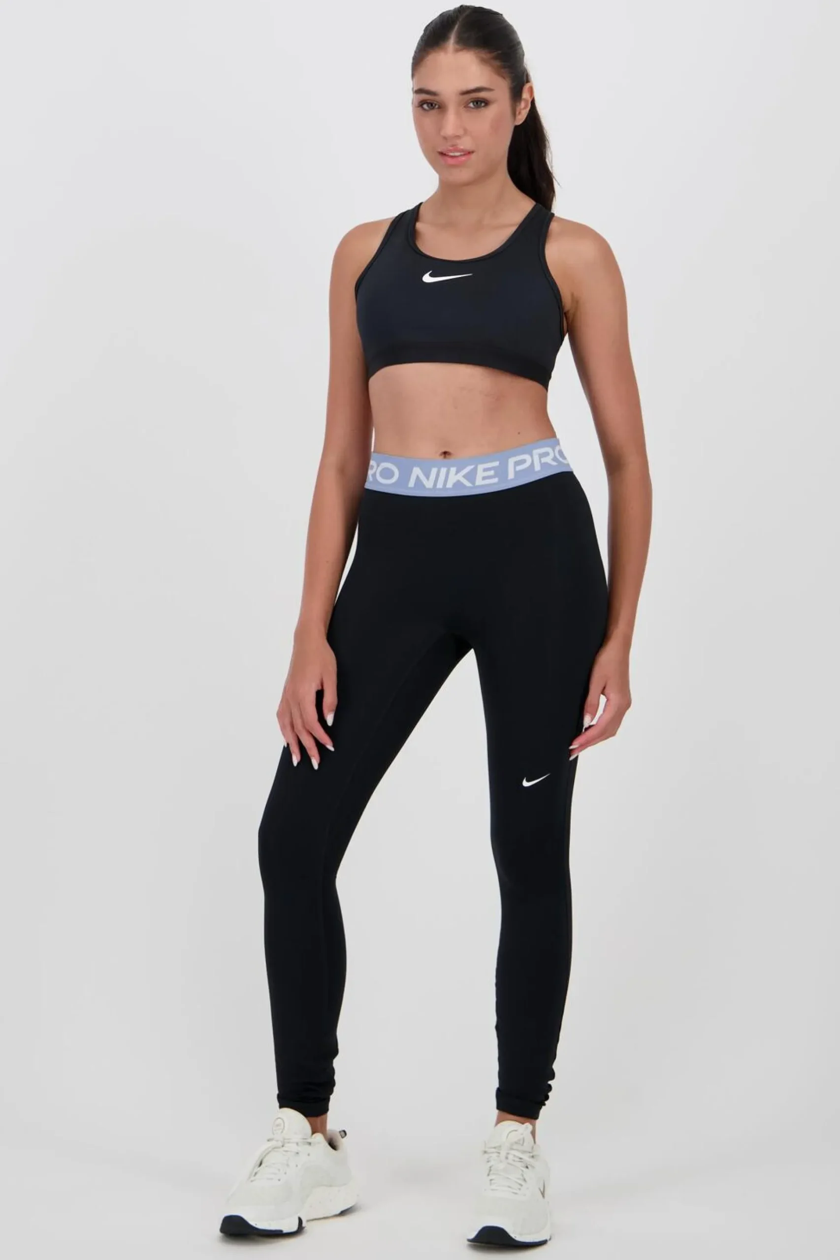 Nike Pro