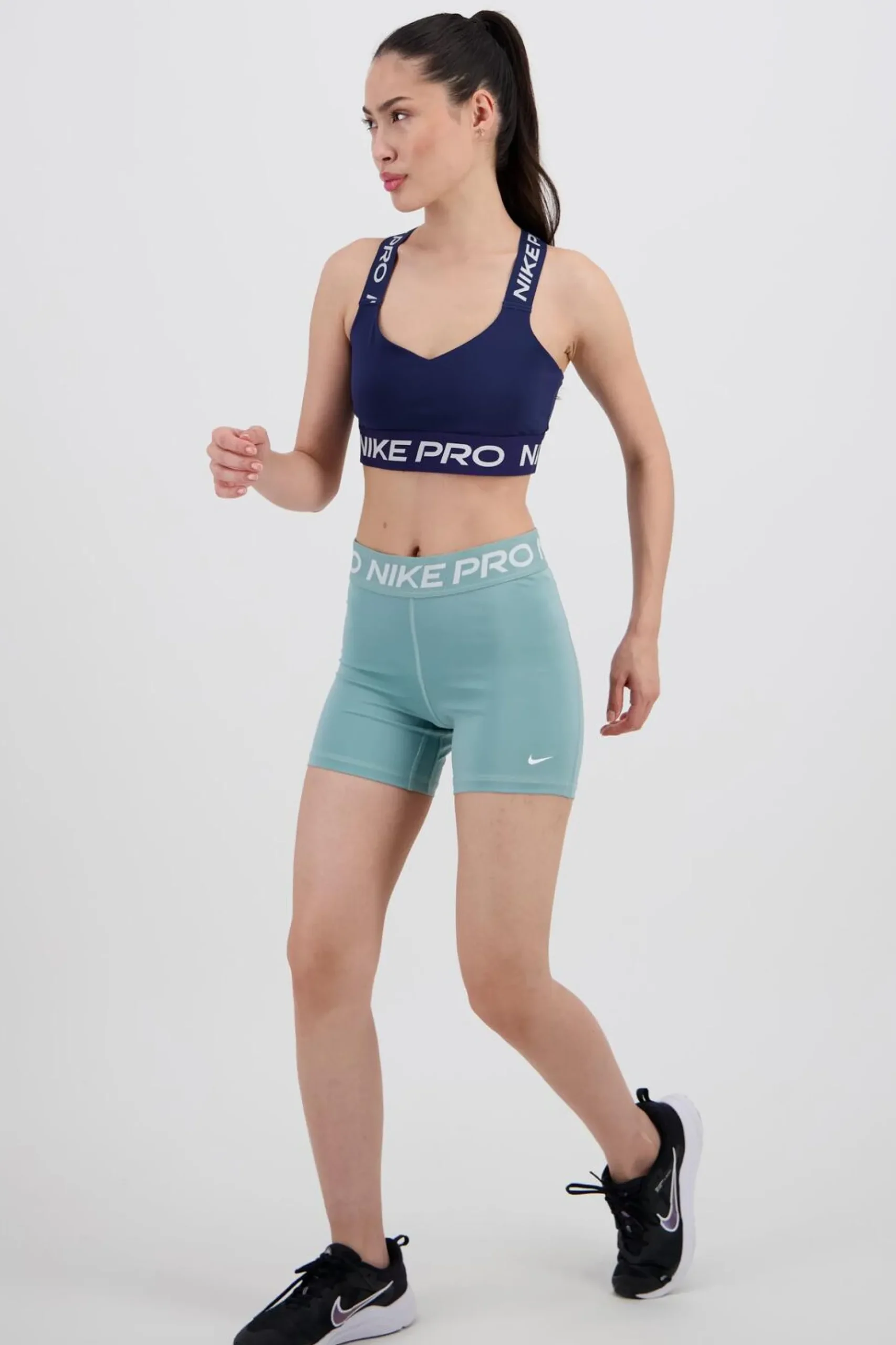 Nike Pro Tt
