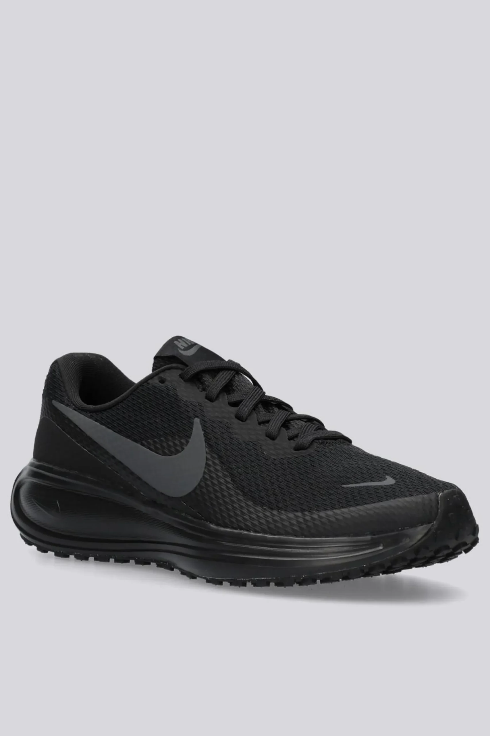 Nike Revolution 8