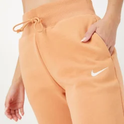 Nike Small Logo