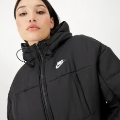 Nike Small Logo