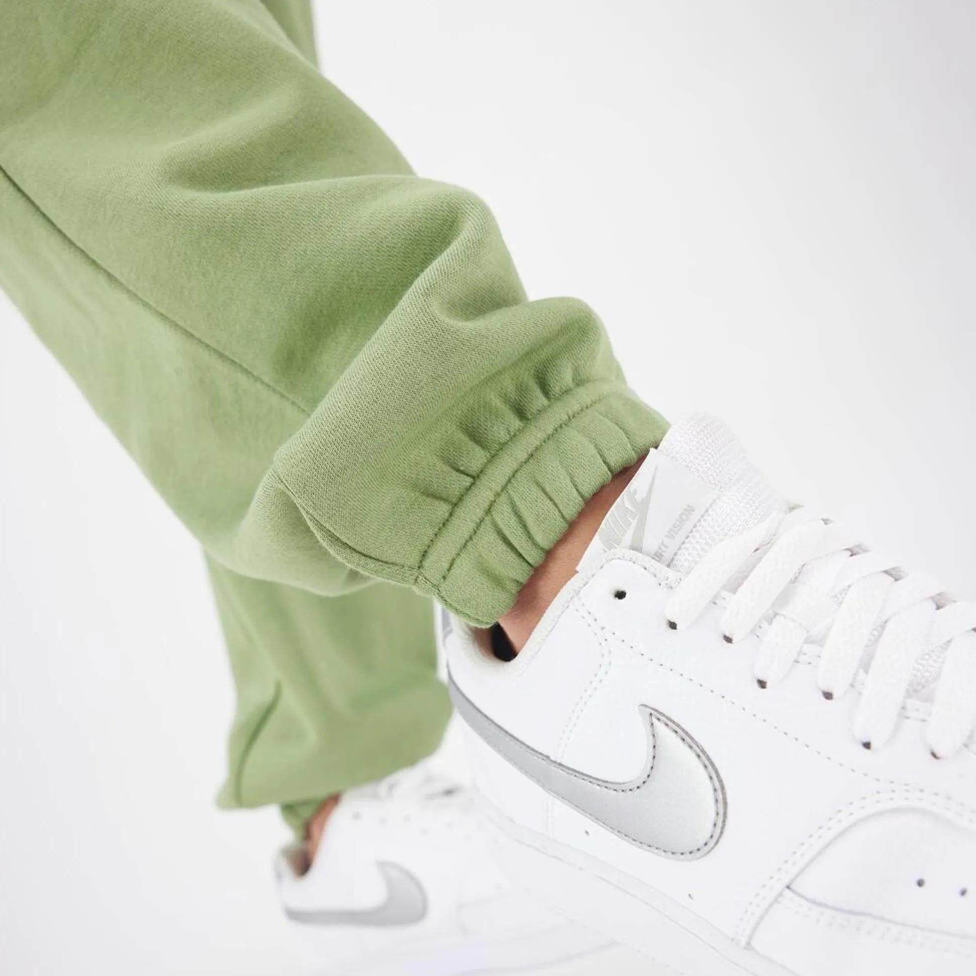 Nike Swoosh