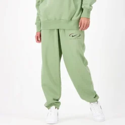 Nike Swoosh