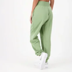 Nike Swoosh