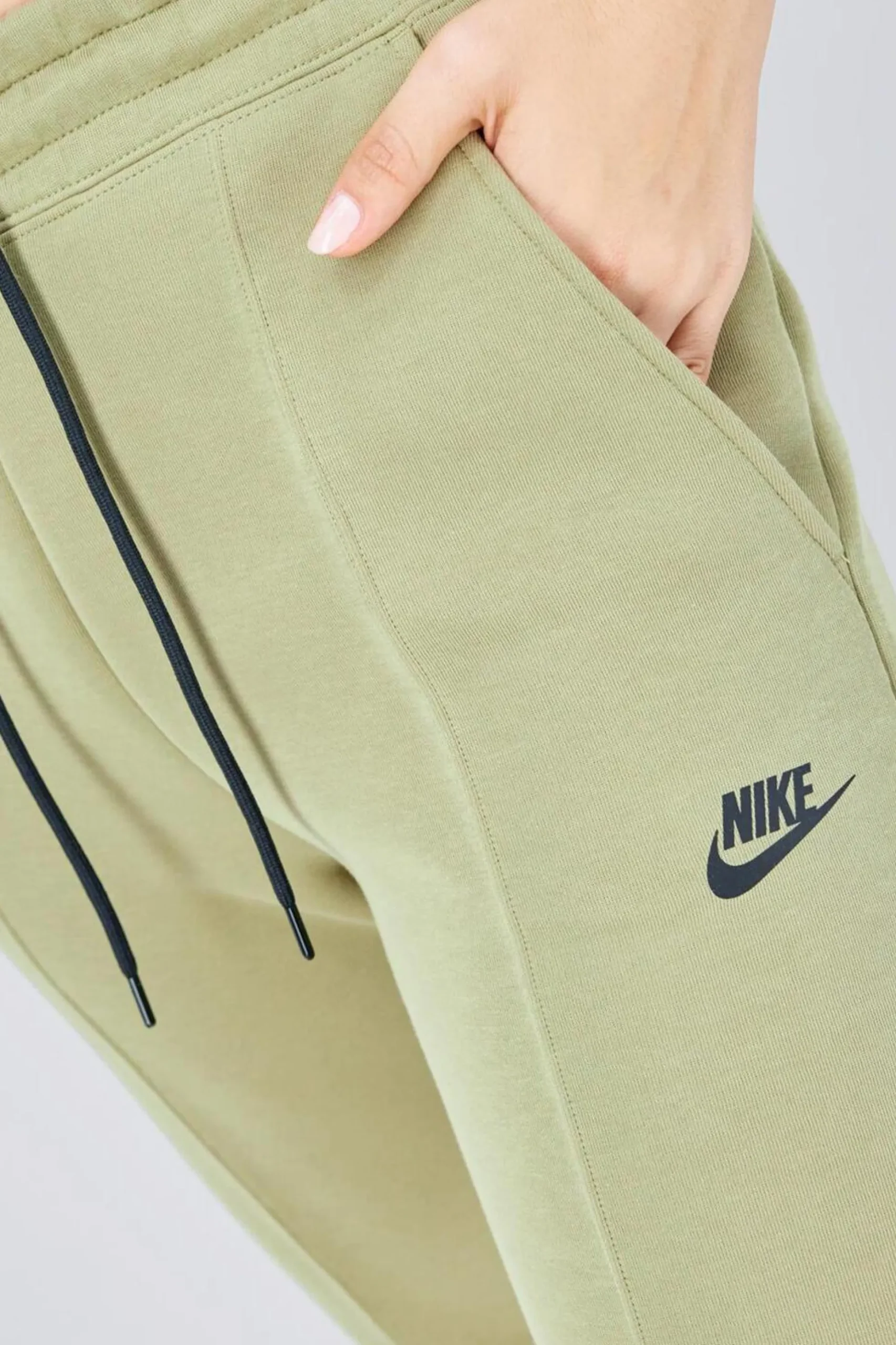 Nike Tech