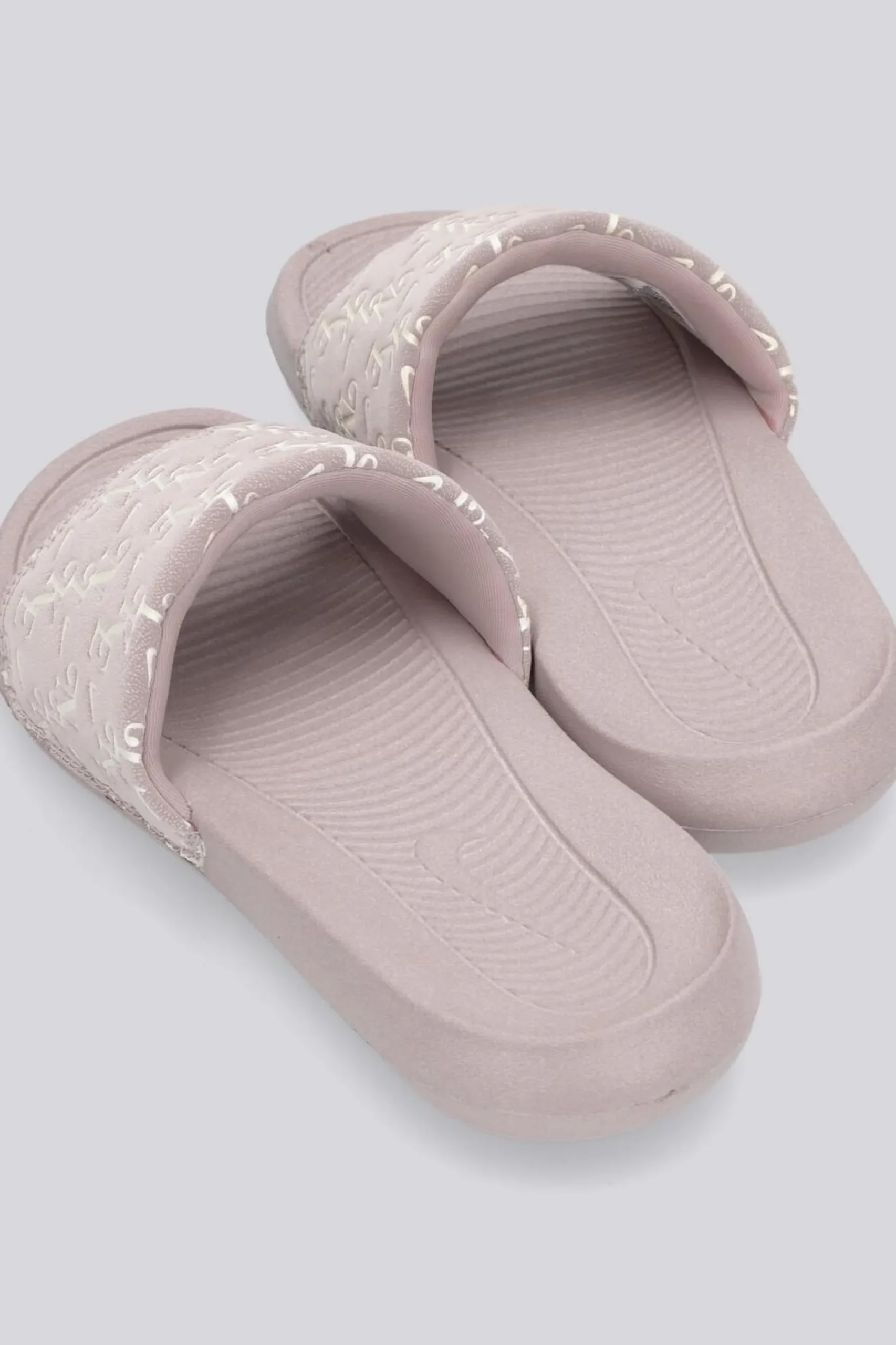 Nike Victori One