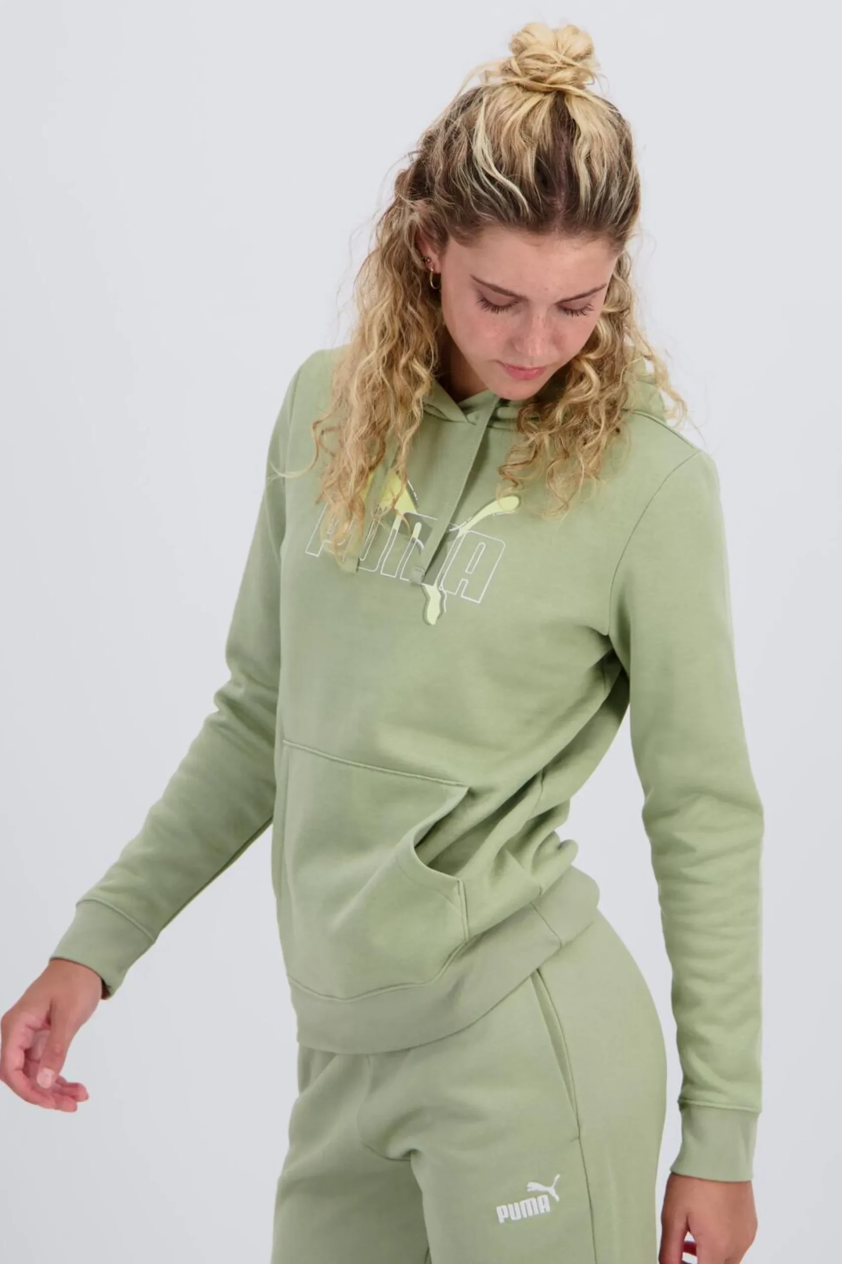 Puma Ess