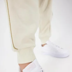 Puma Flower