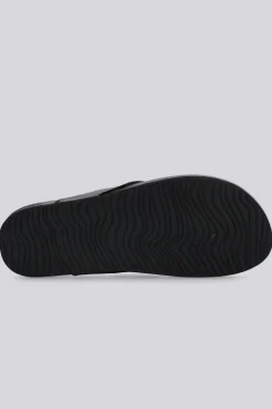 Reef Cushion Court