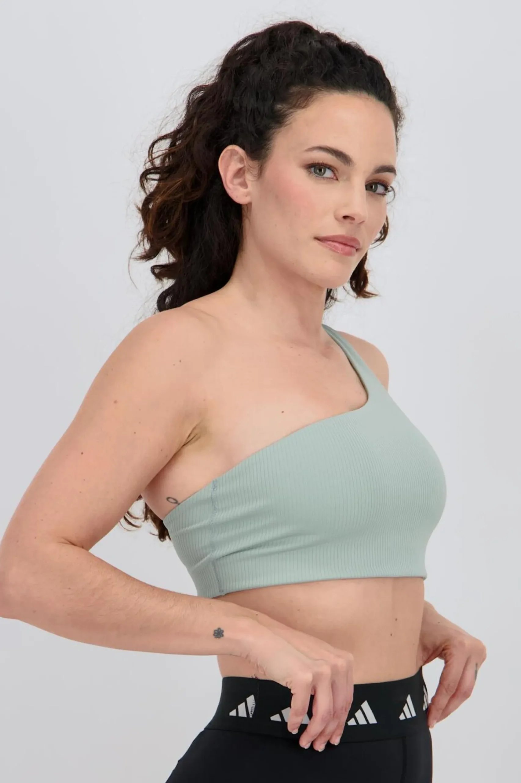 Top adidas