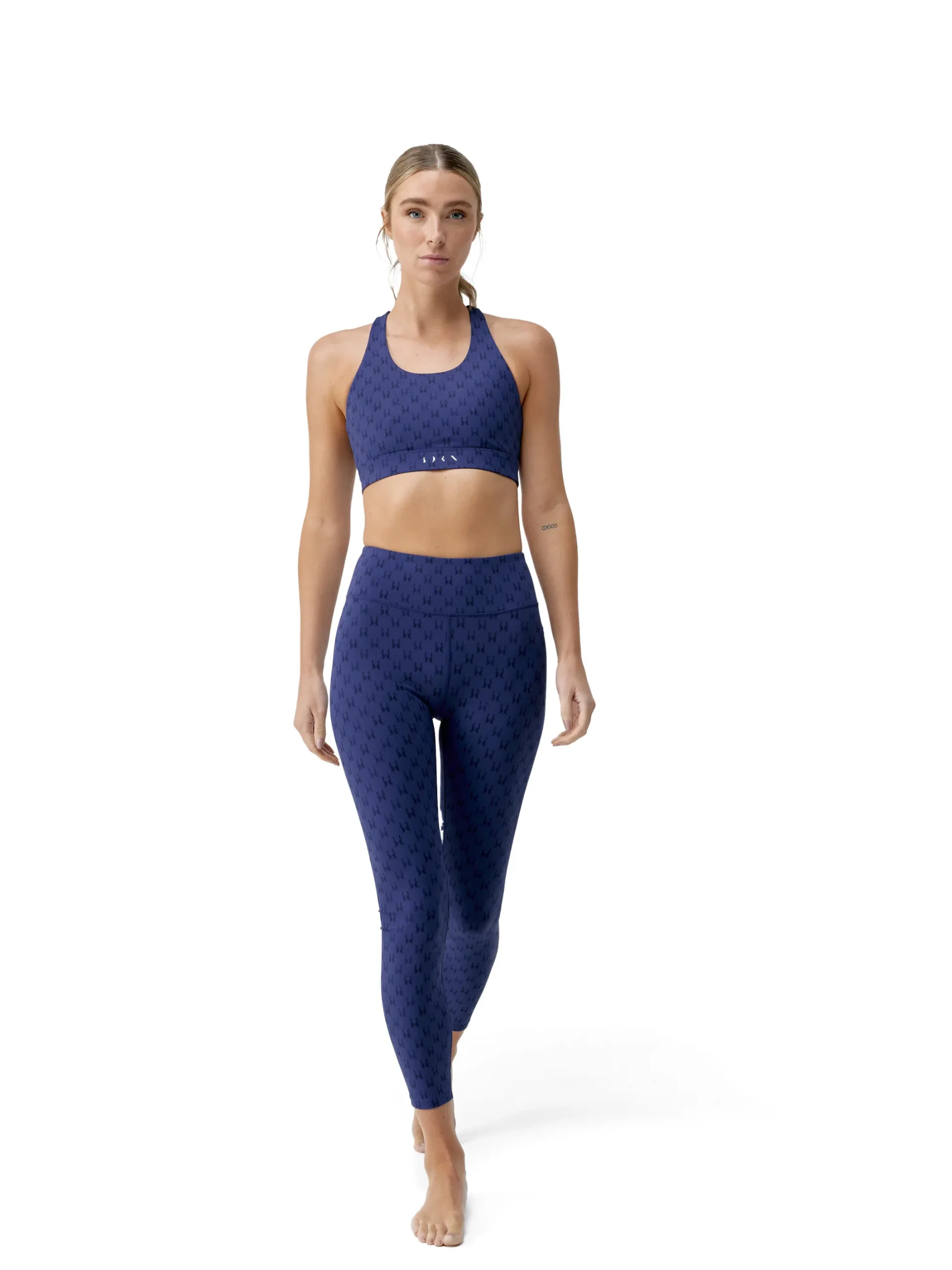 Top Desportivo Born Living Yoga Monogram