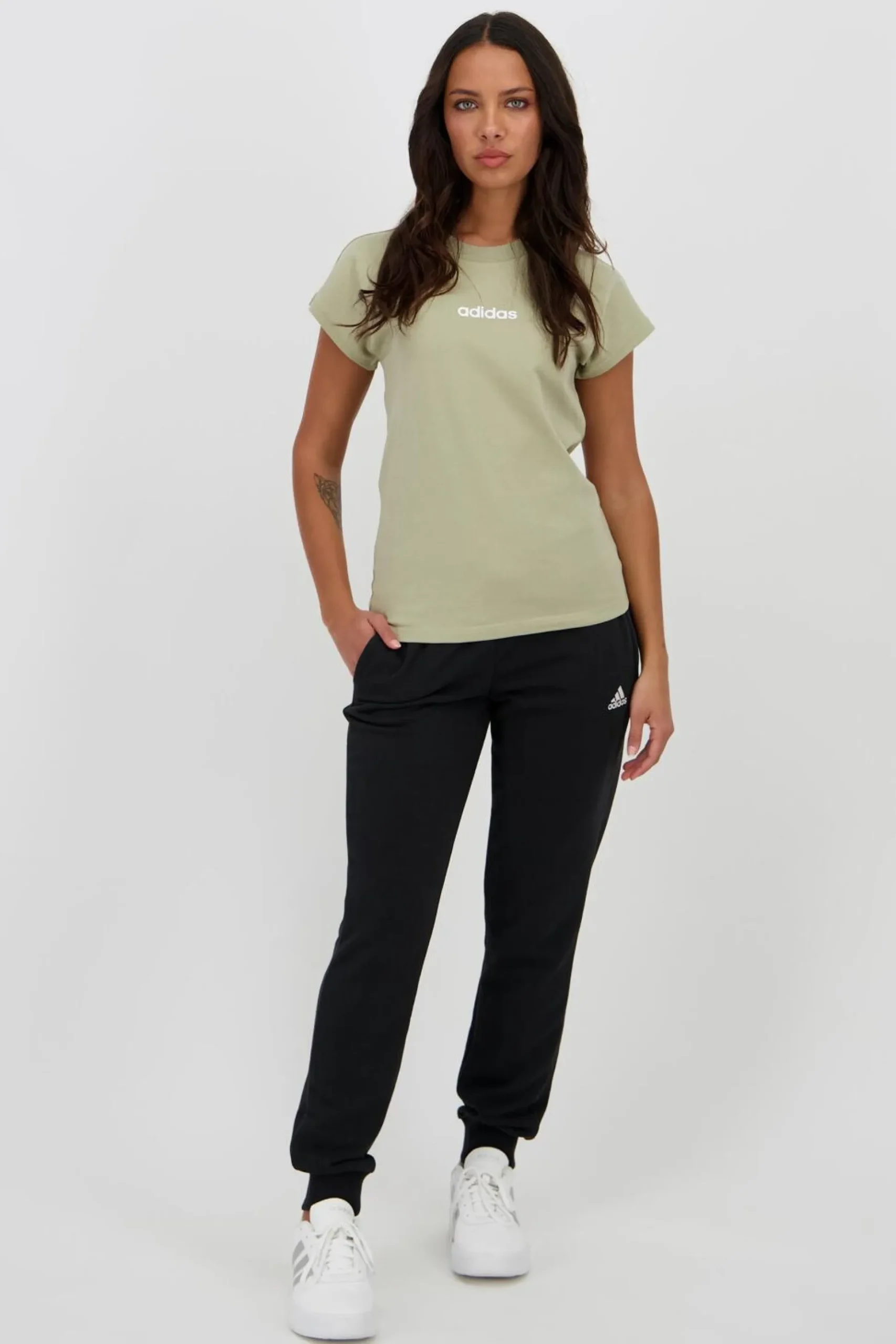 T-shirt adidas