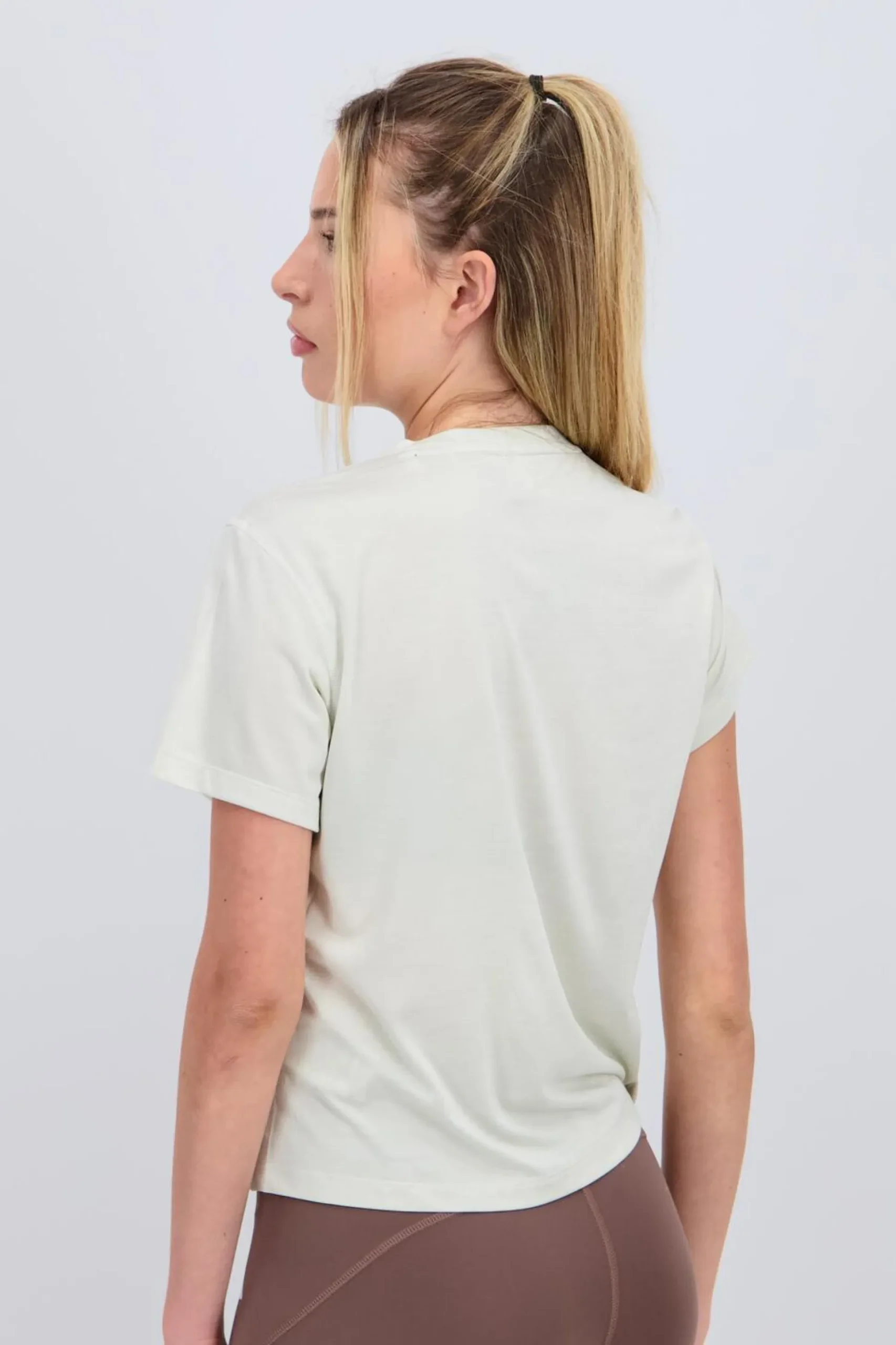 T-shirt adidas