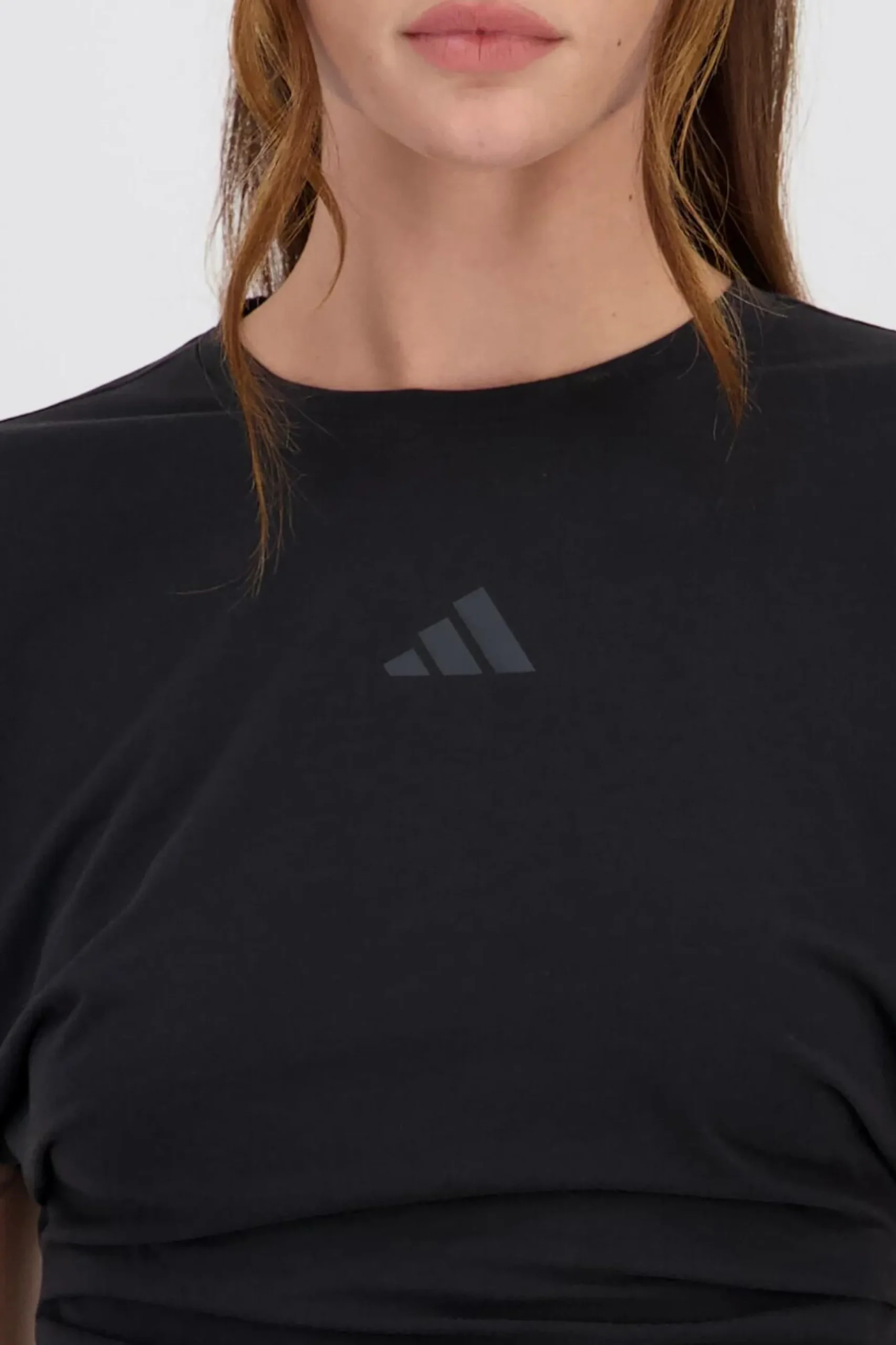 T-shirt adidas