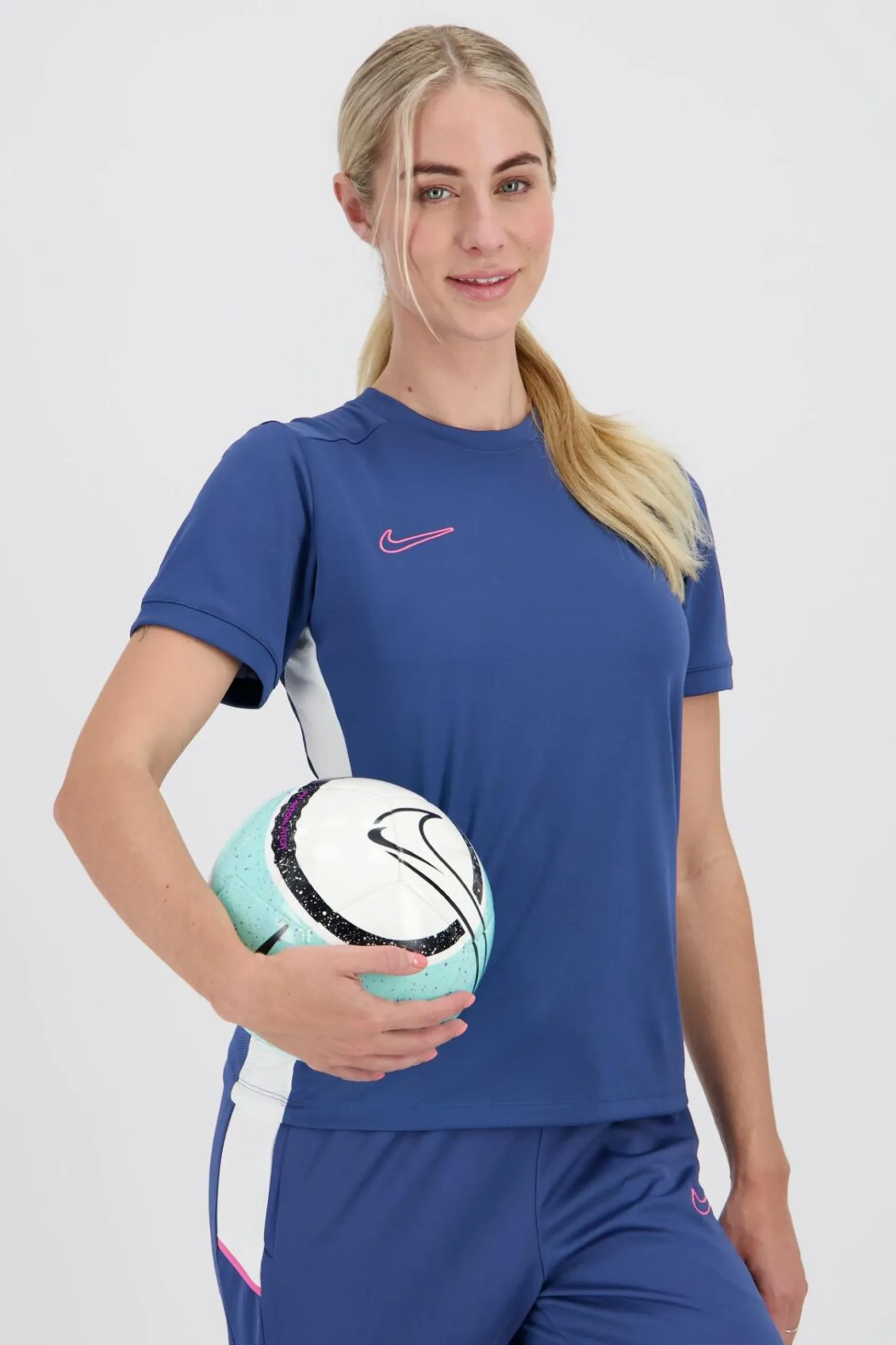 T-shirt Nike Academy 25